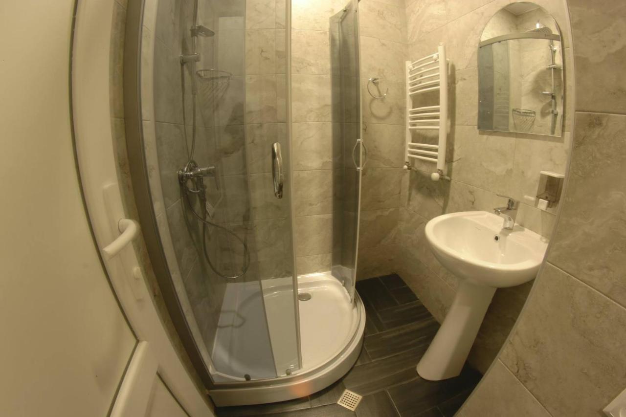 Hostel Nomad Tbiliszi Kültér fotó