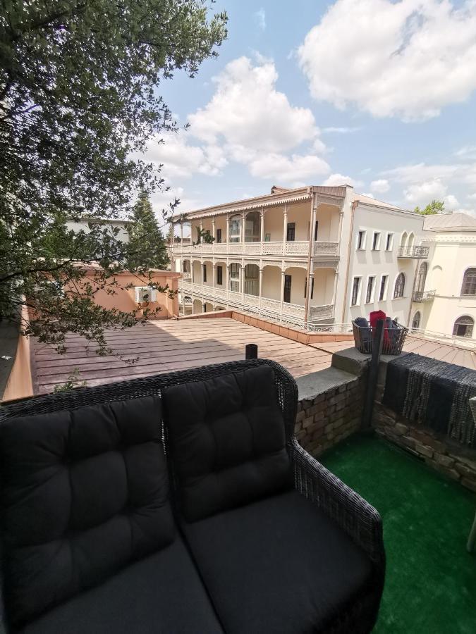 Hostel Nomad Tbiliszi Kültér fotó