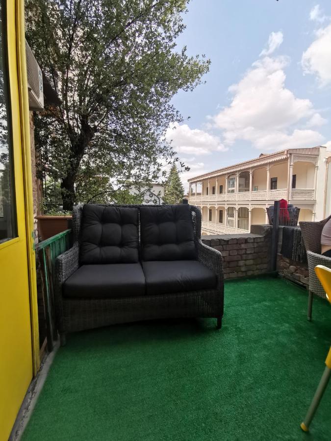 Hostel Nomad Tbiliszi Kültér fotó