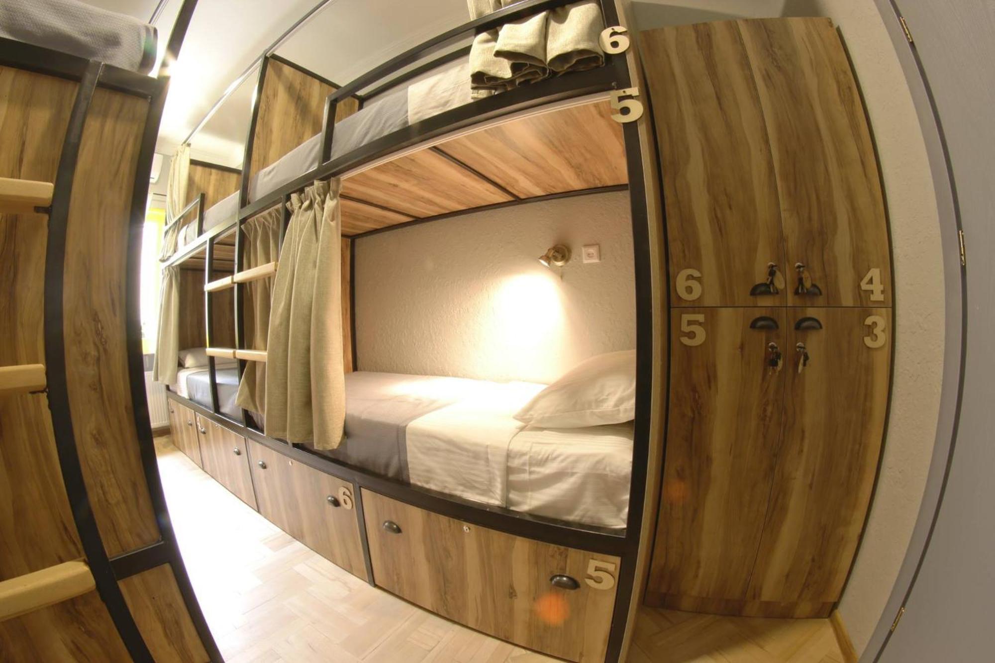 Hostel Nomad Tbiliszi Kültér fotó