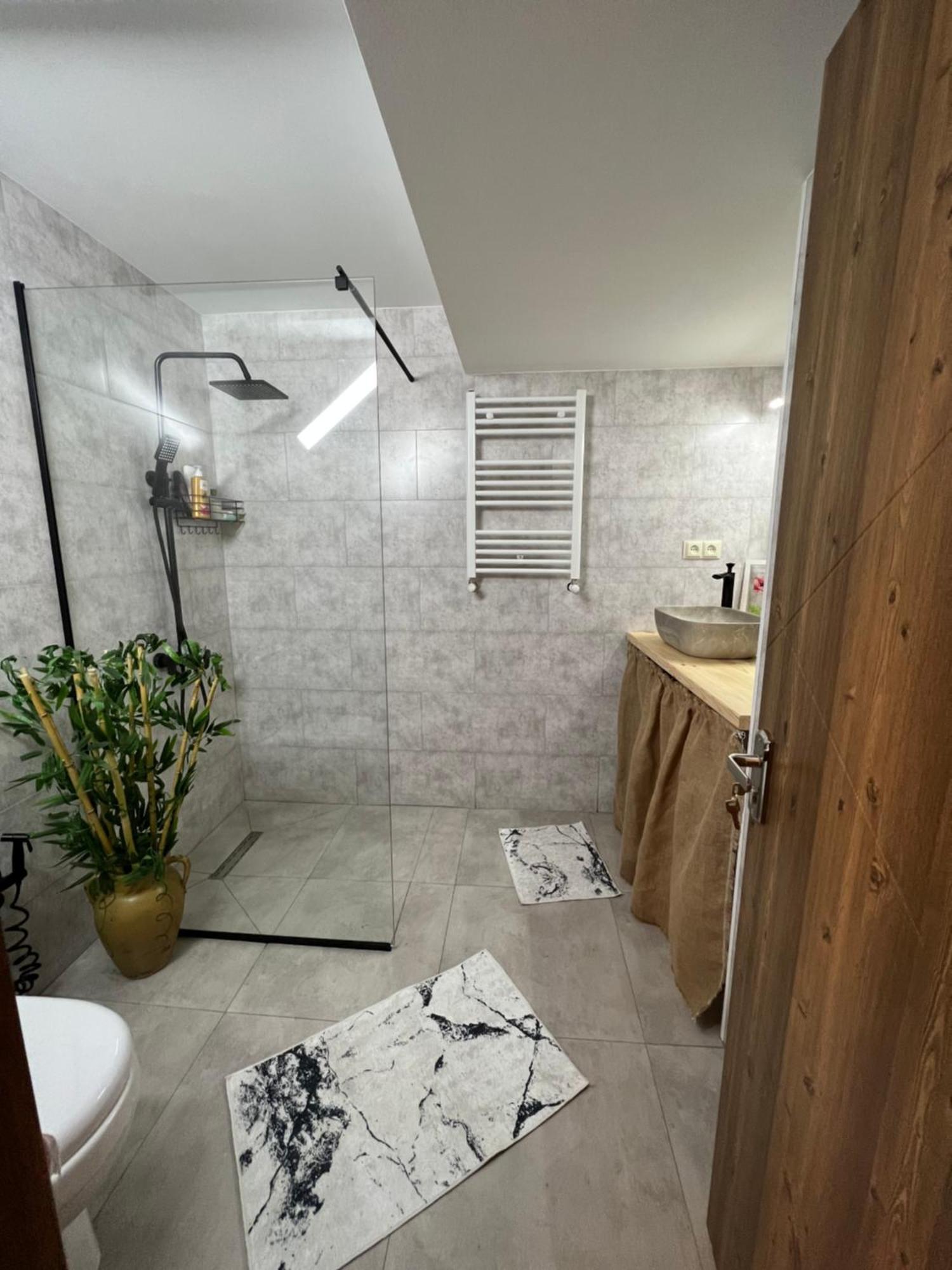 Hostel Nomad Tbiliszi Kültér fotó