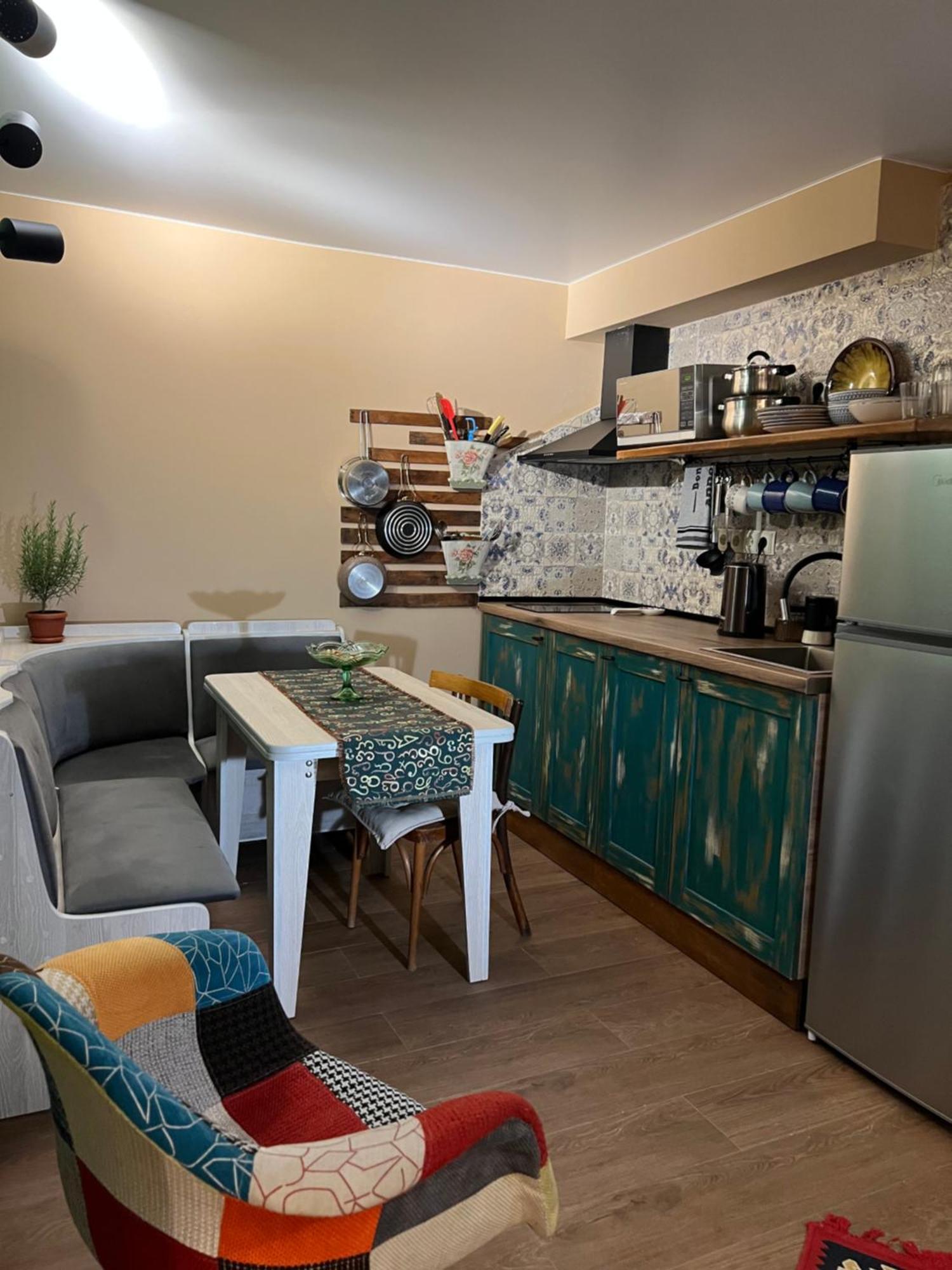 Hostel Nomad Tbiliszi Kültér fotó