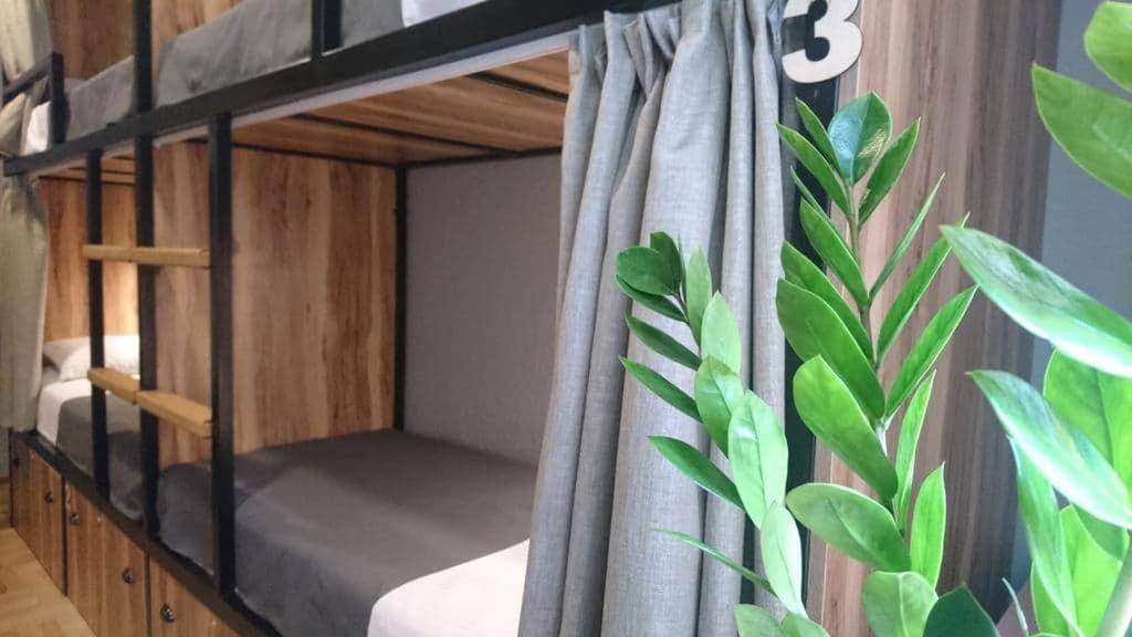 Hostel Nomad Tbiliszi Kültér fotó